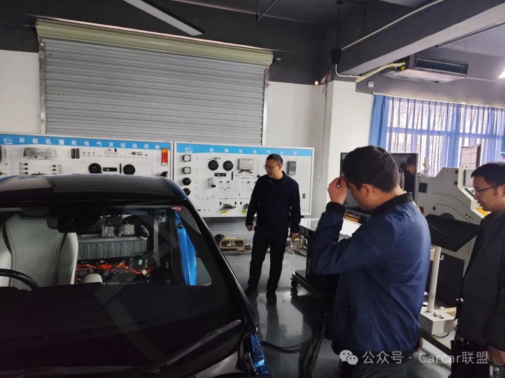 95ebe0bb61b4636c78625235a7cd6bdc.jpg 95ebe0bb61b4636c78625235a7cd6bdc.jpg